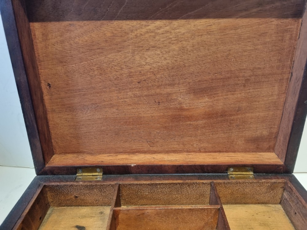 Georgian mahogany collector's box c 1820 31cm View X