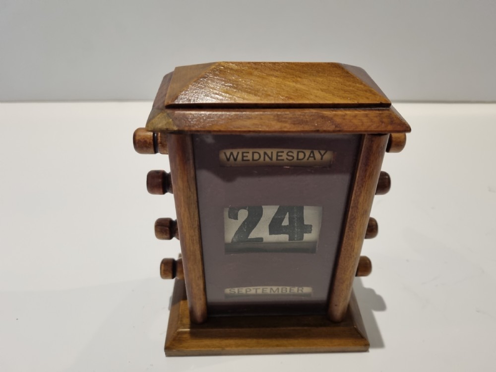 Antique walnut perpetual calendar 15cm c 1880 View II