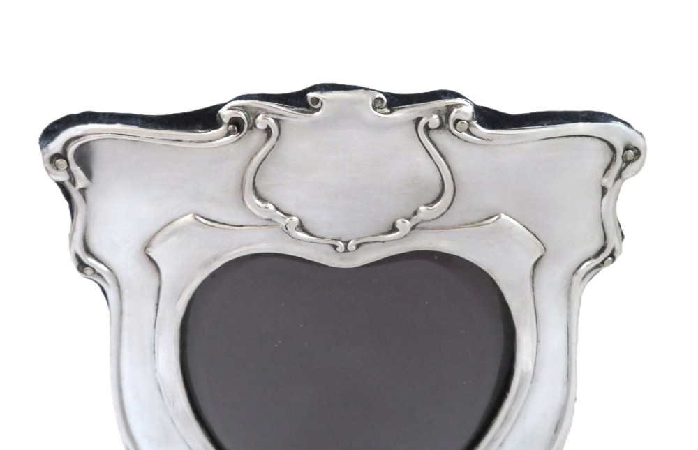 Antique Edwardian Sterling Silver 'Heart' Photo Frame 1902 View III