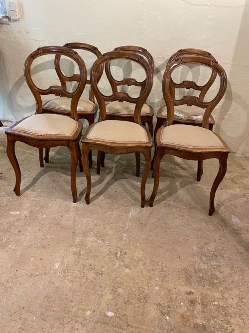 Set of Six Continental Late 19th.c. Walnut  Balloon Back Dining Chairs