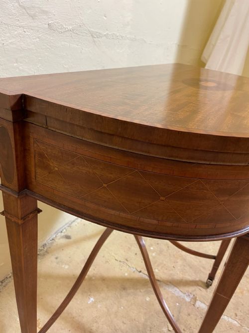 EDWARDIAN MAHOGANY AND INLAID SHERATON REVIVAL CARD TABLE - ADDITIONAL PHOTO 4