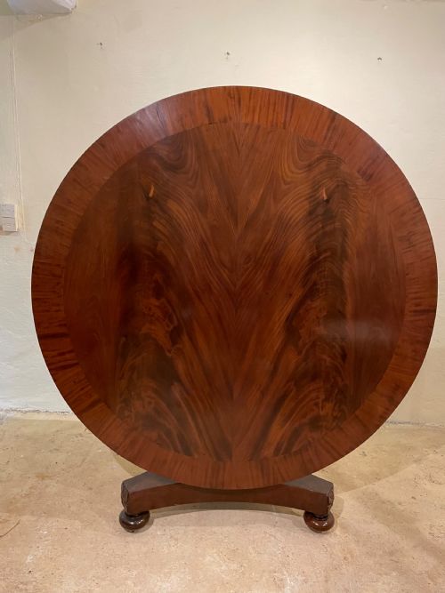 William Lv Mahogany Circular Dining Table