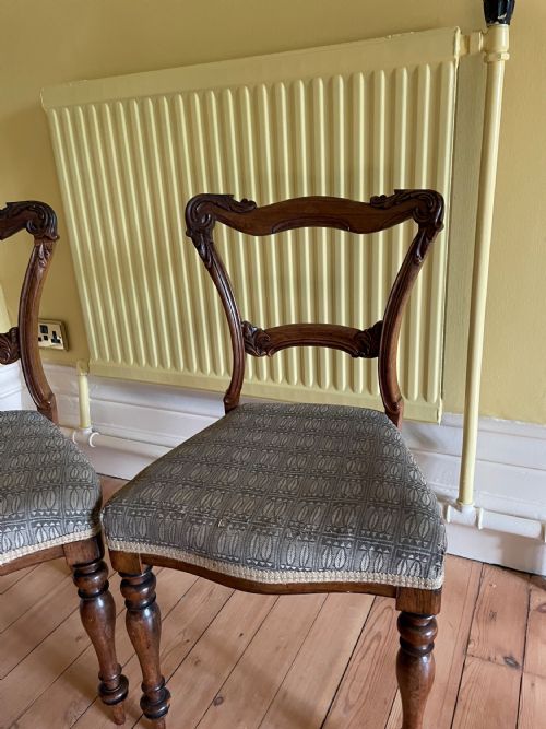SET OF THREE VICTORIAN ROSEWOOD DINING CHAIRS - ADDITIONAL PHOTO 3