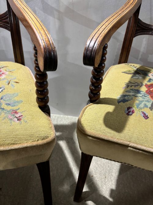 A PAIR OF REGENCY MAHOGANY ARMCHAIRS - ADDITIONAL PHOTO 4