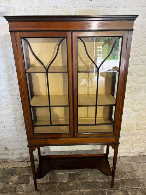 An Edwardian Inlaid Mahogany Display Cabinet