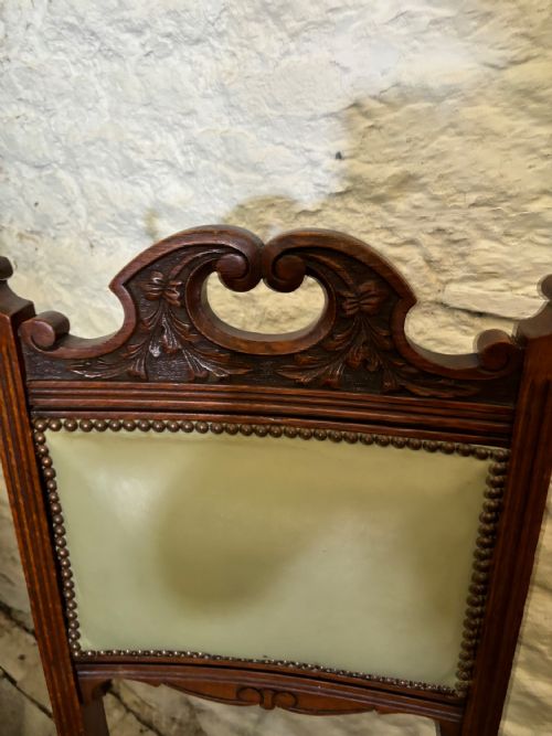 SET OF FOUR LATE VICTORIAN OAK DINING CHAIRS - ADDITIONAL PHOTO 3