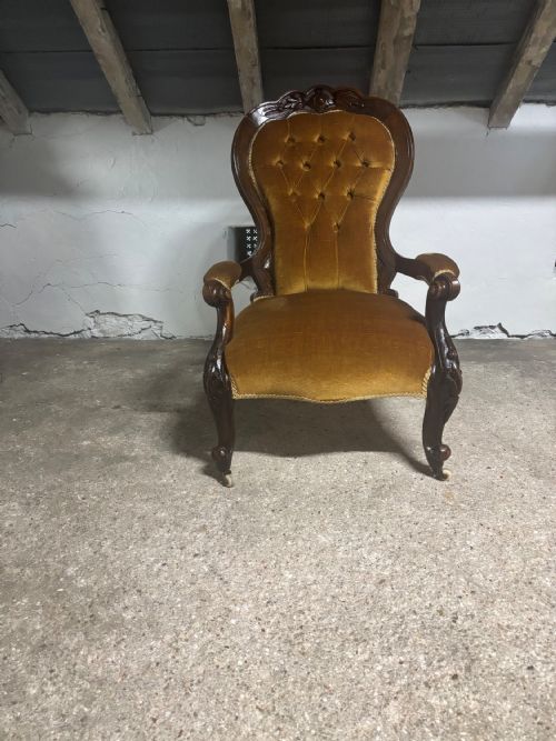 VICTORIAN MAHOGANY GENTLEMANS OPEN ARMCHAIR - ADDITIONAL PHOTO 1