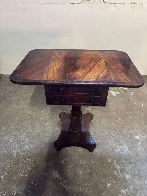 A REGENCY MAHOGANY WORK TABLE - ADDITIONAL PHOTO 2