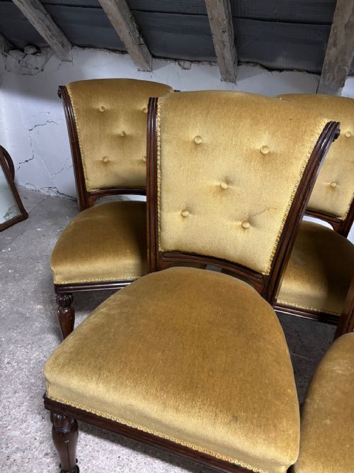 A SET OF FIVE EARLY VICTORIAN MAHOGANY DINING CHAIRS - ADDITIONAL PHOTO 3