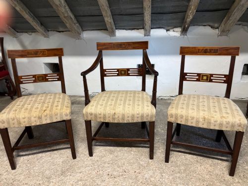 A SET OF THREE GEORGIAN BRASS AND SATINWOOD INLAID CHAIRS - ADDITIONAL PHOTO 4