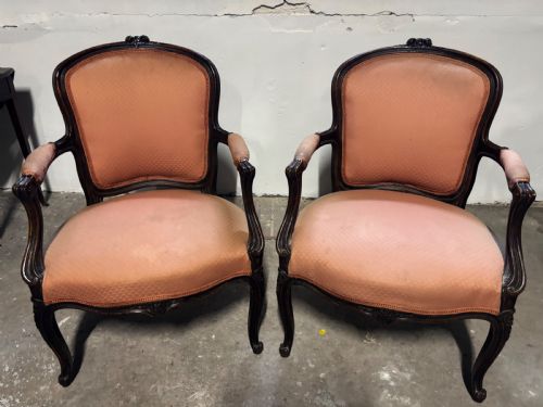 A PAIR OF FRENCH 19THC OAK FAUTEIL ARMCHAIRS - ADDITIONAL PHOTO 4