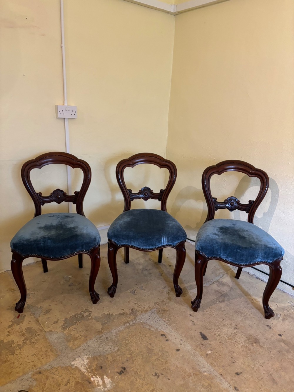Set of three Victorian mahogany dining chairs