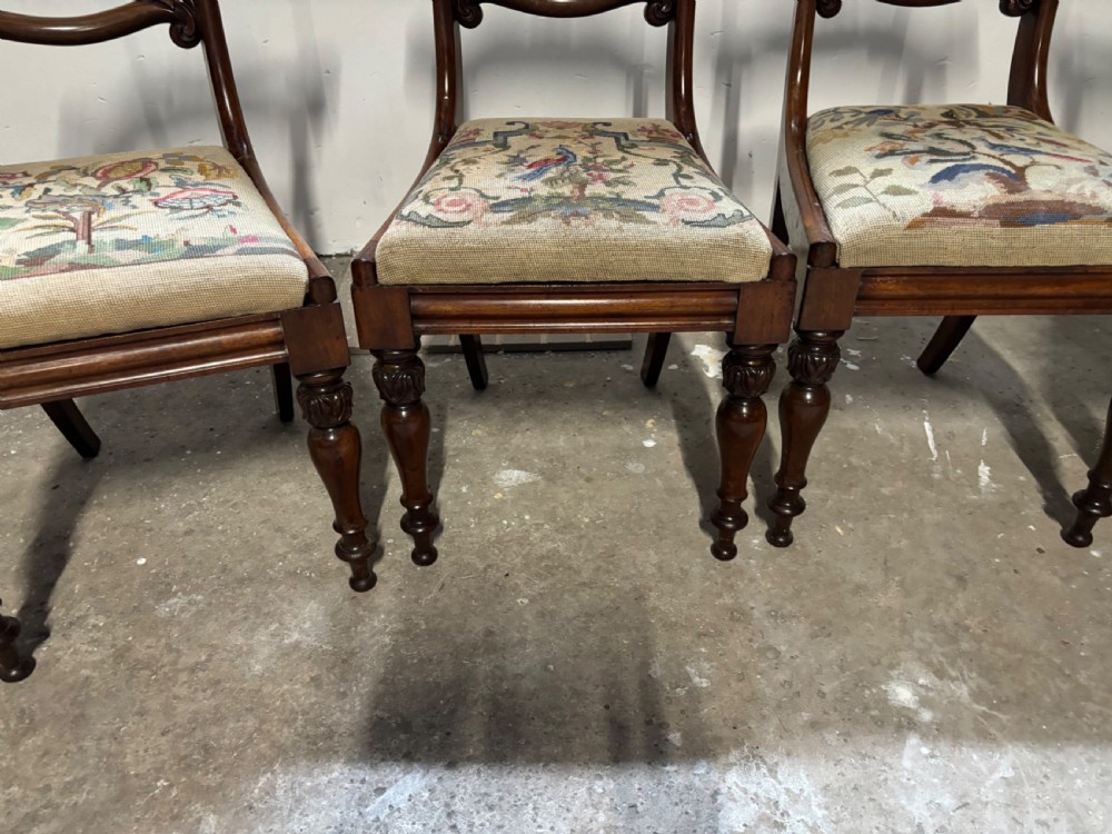 A set of four William1V rosewood dining chairs View IV