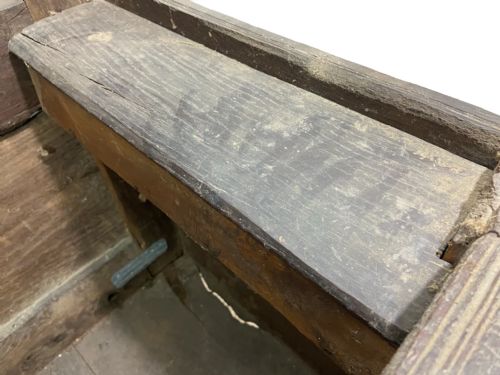 A 17TH CENTURY OTTERY ST MARY EXETER JOINED OAK CHEST FROM THE SAME WORKSHOP IN WHICH THOMAS DENNIS APPRENTICED 1687 - ADDITIONAL PHOTO 11