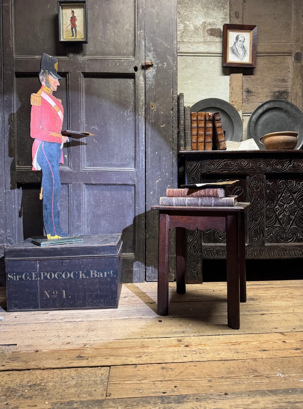 EARLY 20TH CENTURY DUMB WAITER IN THE FORM OF A BRITISH SOLDIER OF THE CRIMEAN WAR View II