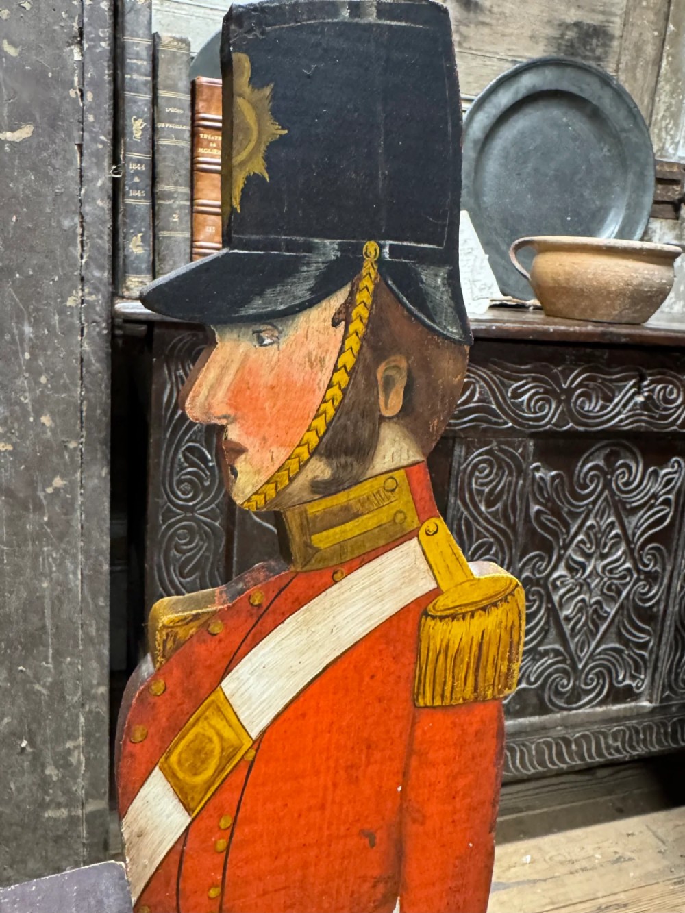 EARLY 20TH CENTURY DUMB WAITER IN THE FORM OF A BRITISH SOLDIER OF THE CRIMEAN WAR View VII