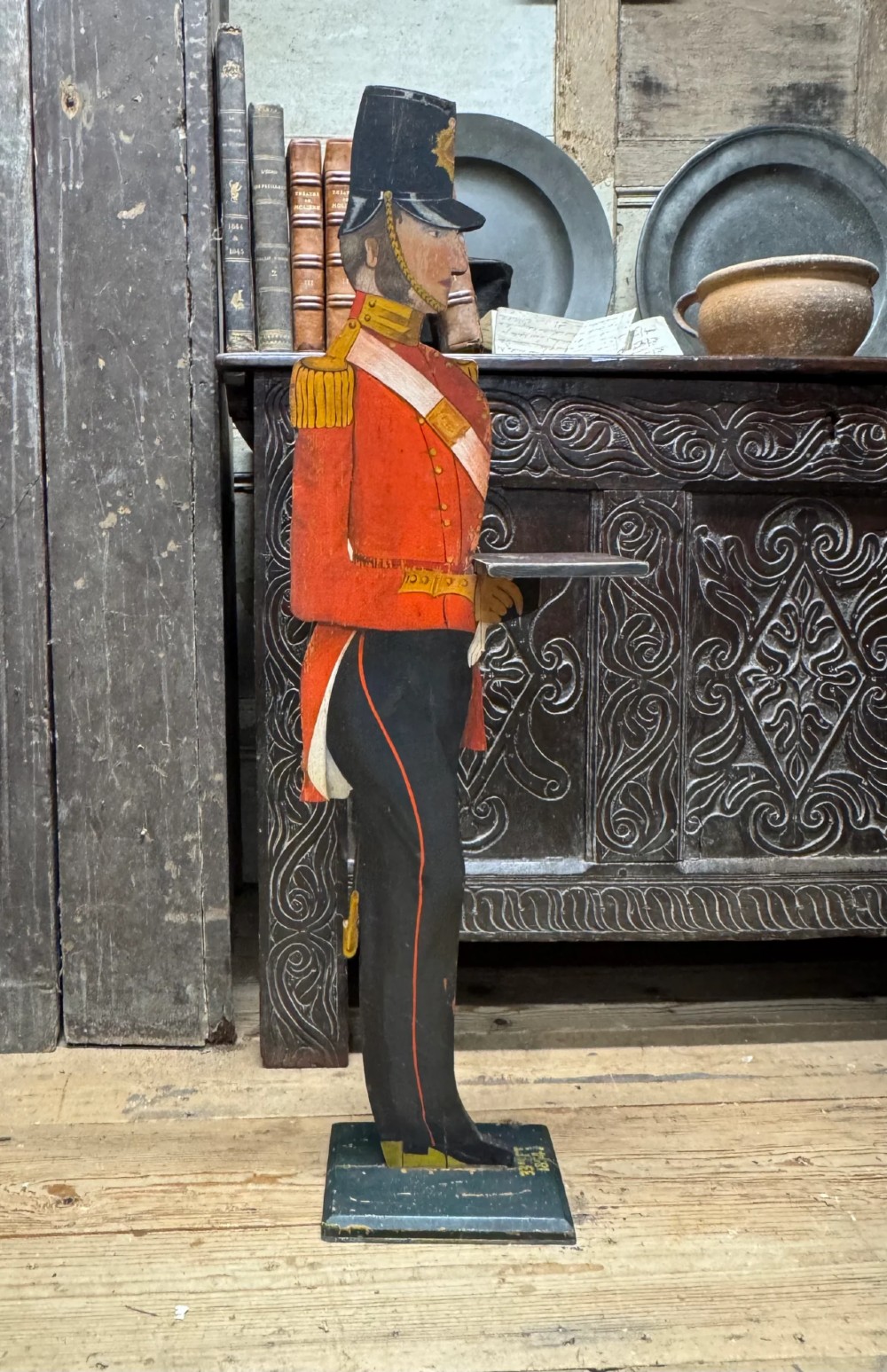 EARLY 20TH CENTURY DUMB WAITER IN THE FORM OF A BRITISH SOLDIER OF THE CRIMEAN WAR View IX