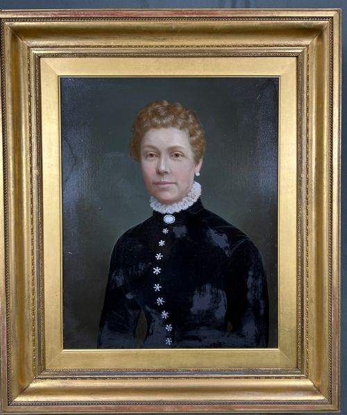 A 19TH CENTURY FASHION PORTRAIT LADY IN A BLUE VELVET DRESS OIL PAINTING ON BOARD