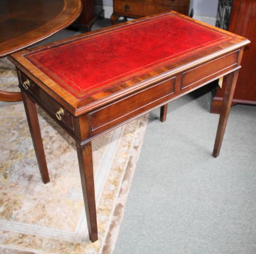 19TH CENTURY MAHOGANY WRITING TABLE WITH LEATHER TOP - ADDITIONAL PHOTO 3