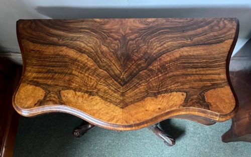 VICTORIAN WALNUT SERPENTINE CARD TABLE - ADDITIONAL PHOTO 4