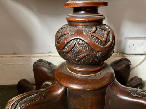 VICTORIAN WALNUT SERPENTINE CARD TABLE - ADDITIONAL PHOTO 6