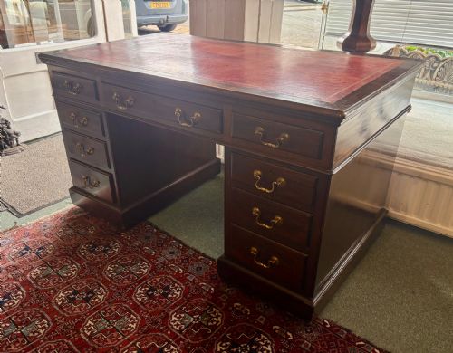 Large Edwardian Mahogany Pedestal Desk with Burgundy Leather Top