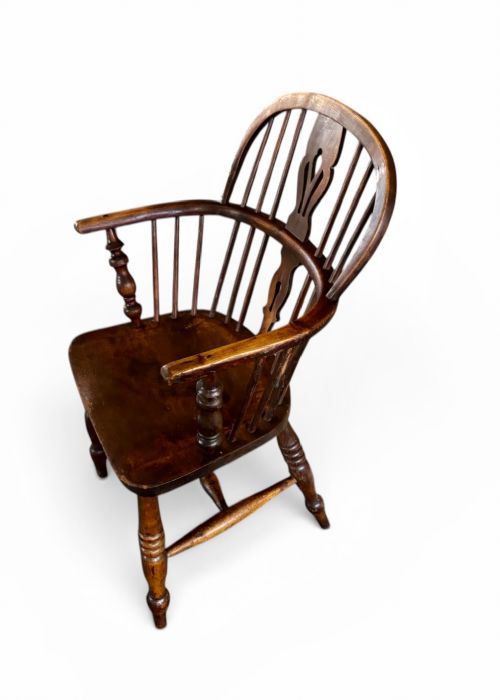 19TH CENTURY ELM WINDSOR ARMCHAIR - ADDITIONAL PHOTO 1