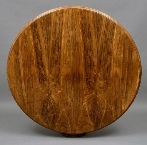Fine Regency rosewood round dining table View II