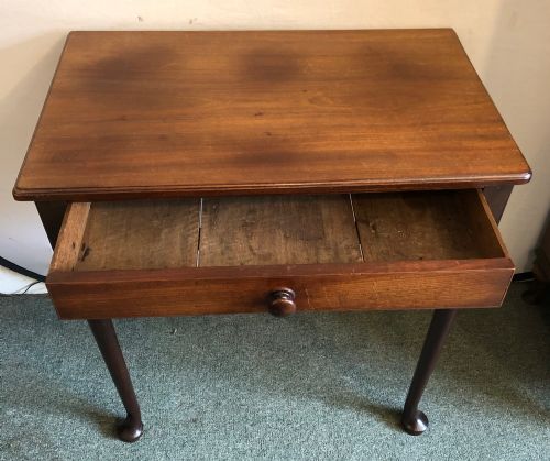 SMALL GEORGIAN MAHOGANY SIDE TABLE - ADDITIONAL PHOTO 4