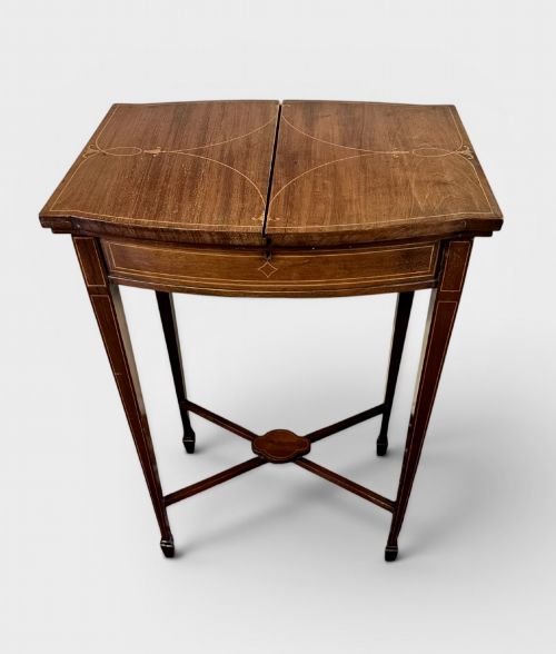 SMALL EDWARDIAN INLAID TABLE WITH FITTED INTERIOR