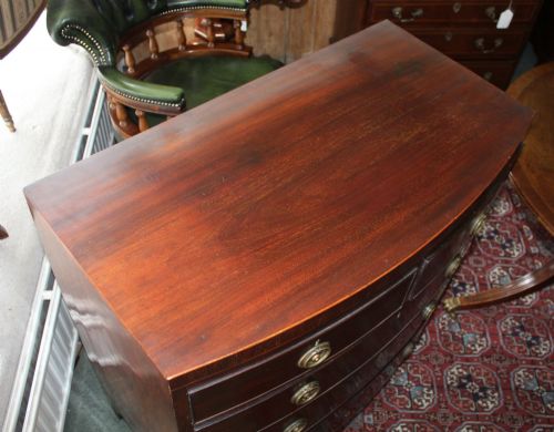 REGENCY MAHOGANY BOW FRONT CHEST OF DRAWERS - ADDITIONAL PHOTO 6