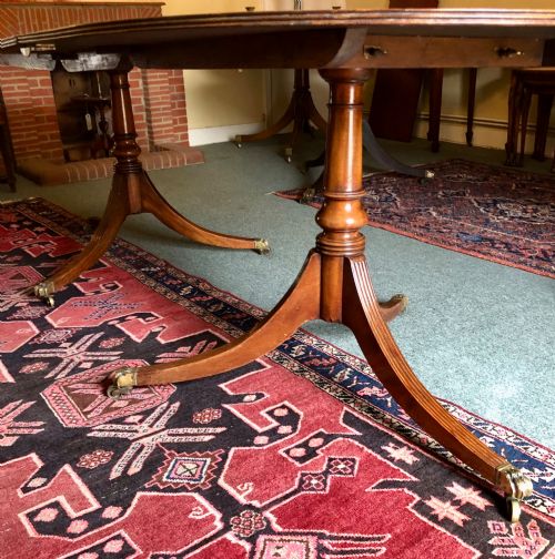 REGENCY DESIGN MAHOGANY TWIN PILLAR DINING TABLE - ADDITIONAL PHOTO 7
