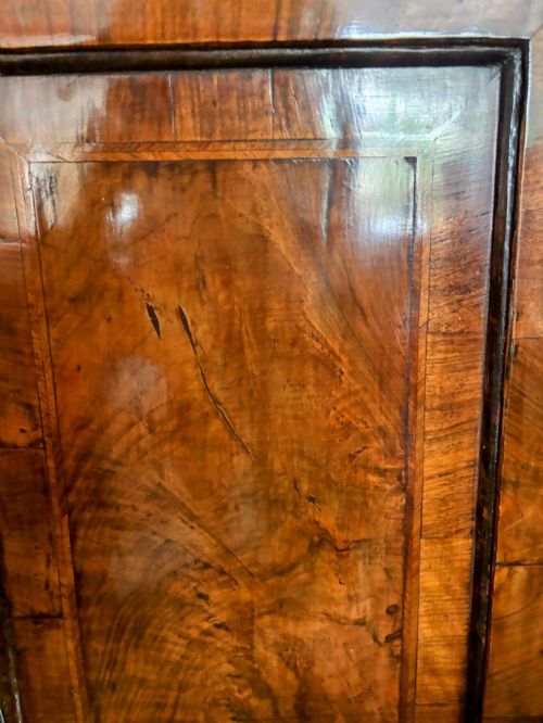 GEORGE III WALNUT CORNER CUPBOARD - ADDITIONAL PHOTO 2