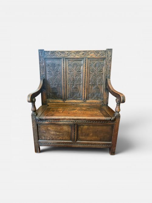 Small Victorian Carved Oak Settle