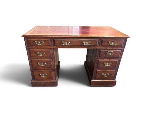 EDWARDIAN OAK PEDESTAL DESK - ADDITIONAL PHOTO 1