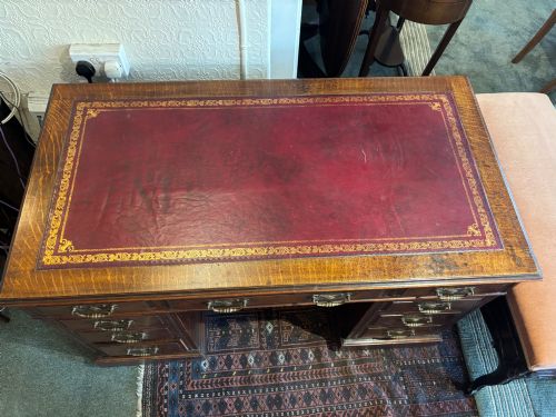 EDWARDIAN OAK PEDESTAL DESK - ADDITIONAL PHOTO 6