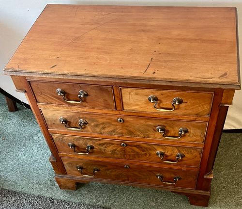 Small Edwardian Mahogany Chest of Drawers