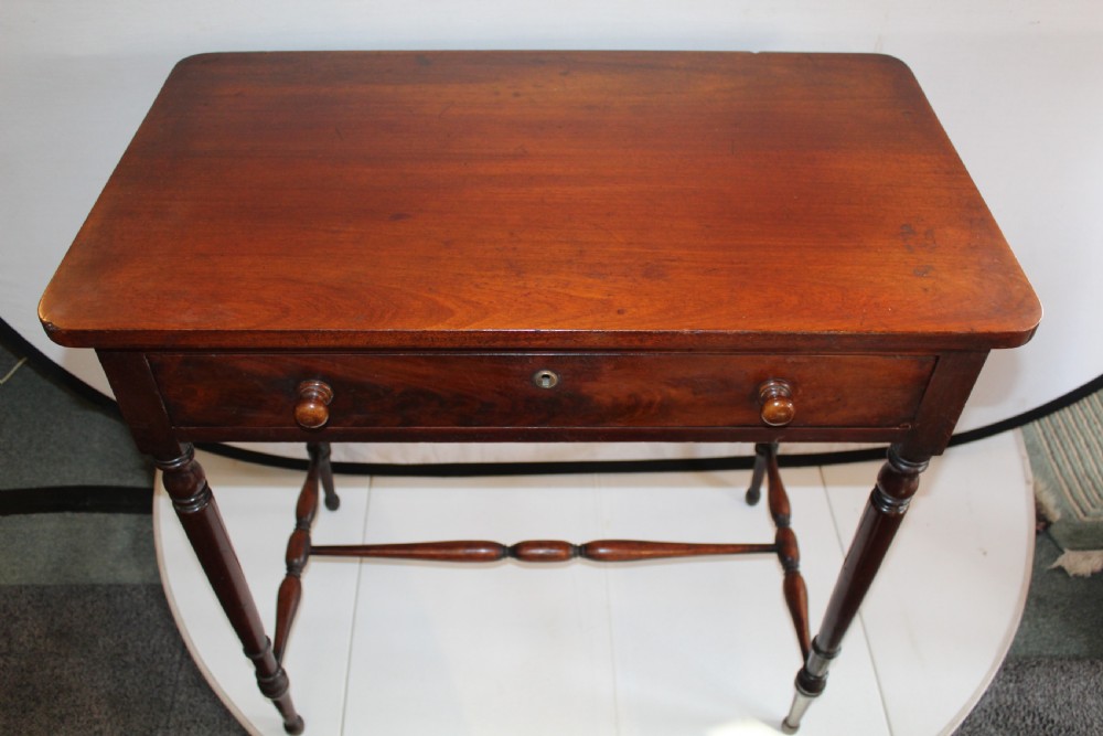 Victorian mahogany side table View II