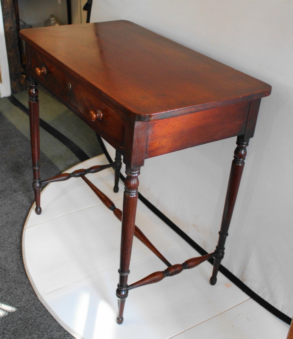 Victorian mahogany side table View III