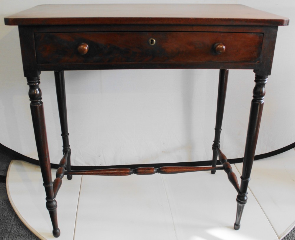 Victorian mahogany side table View V