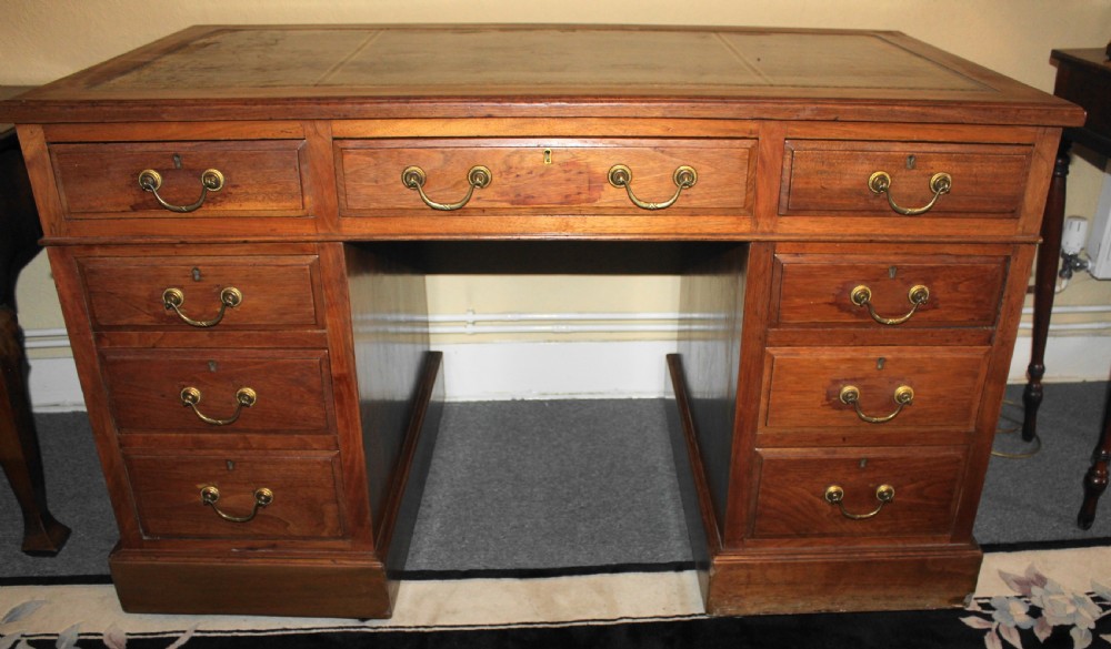 Victorian walnut pedestal desk View III
