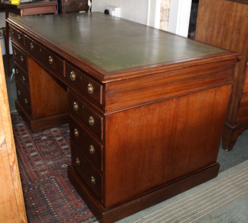 Large Victorian mahogany pedestal desk View V