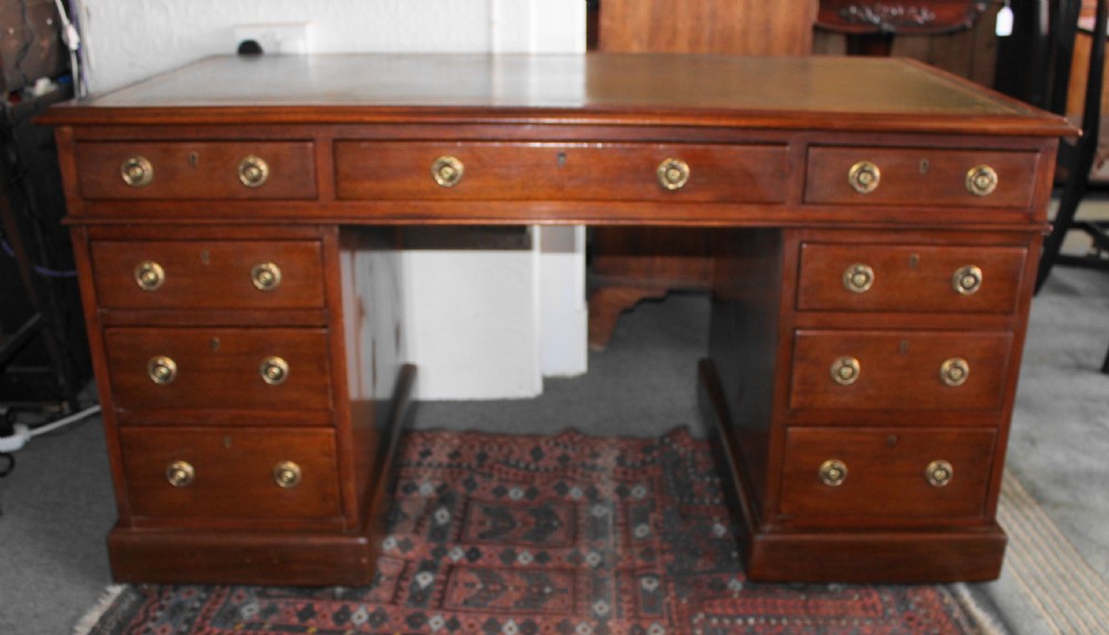 Large Victorian mahogany pedestal desk View VII