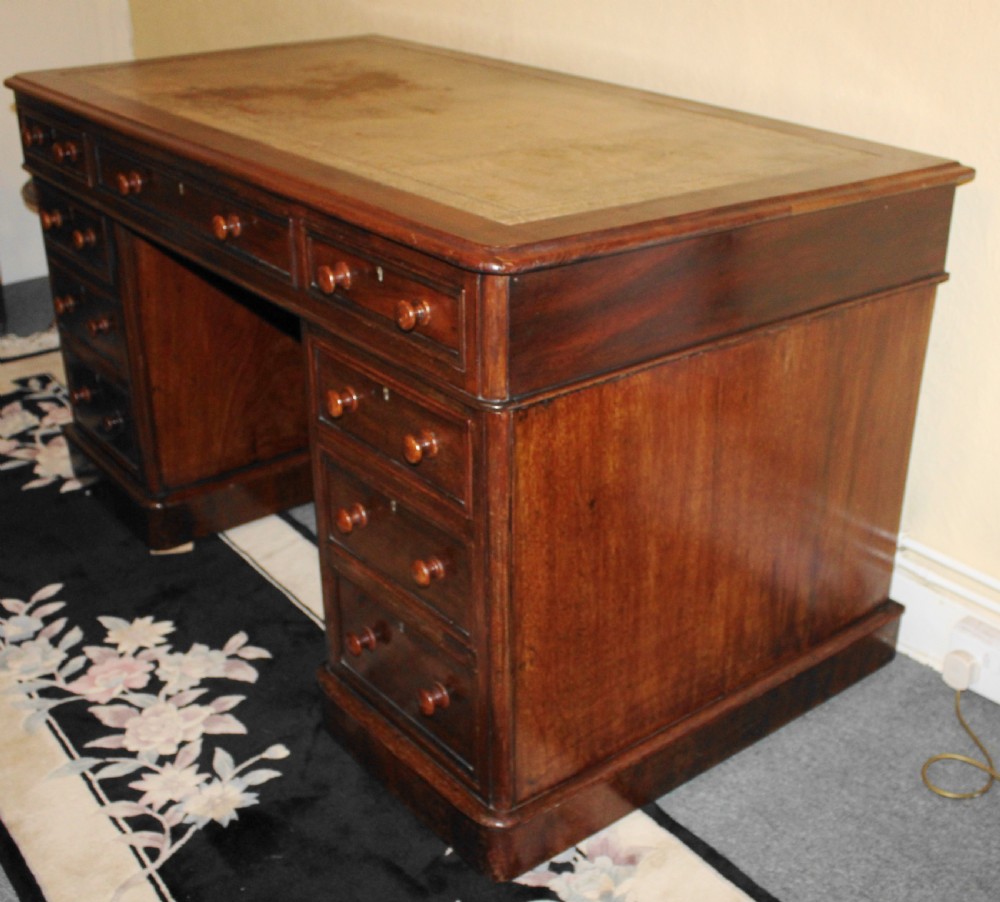 Large Victorian mahogany pedestal desk with leather top View V