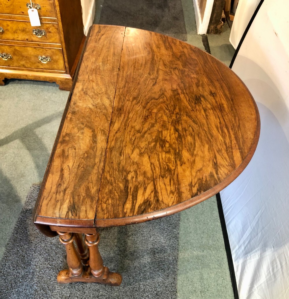 Victorian Figured Walnut Sutherland Table  View V