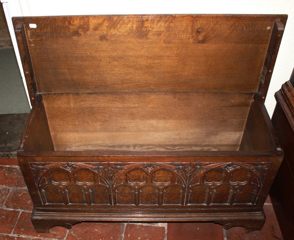 Early 20th century small carved oak coffer View V