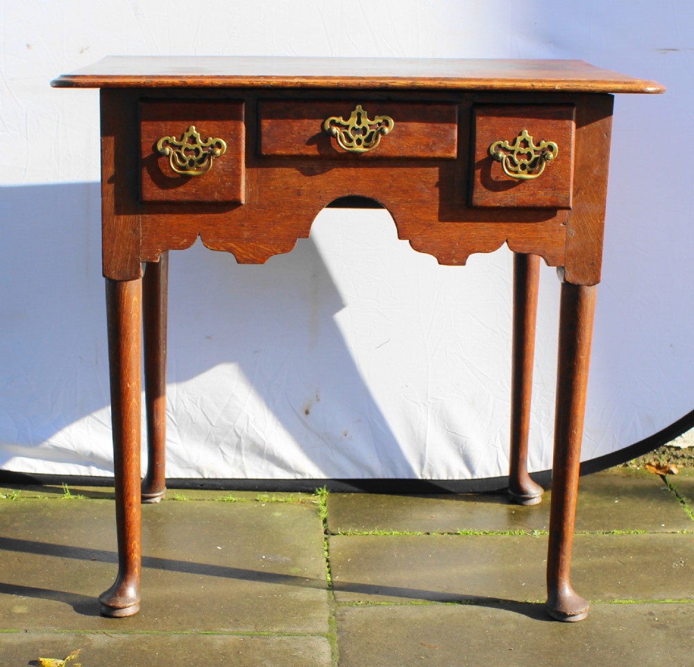 Small George III oak lowboy View IV