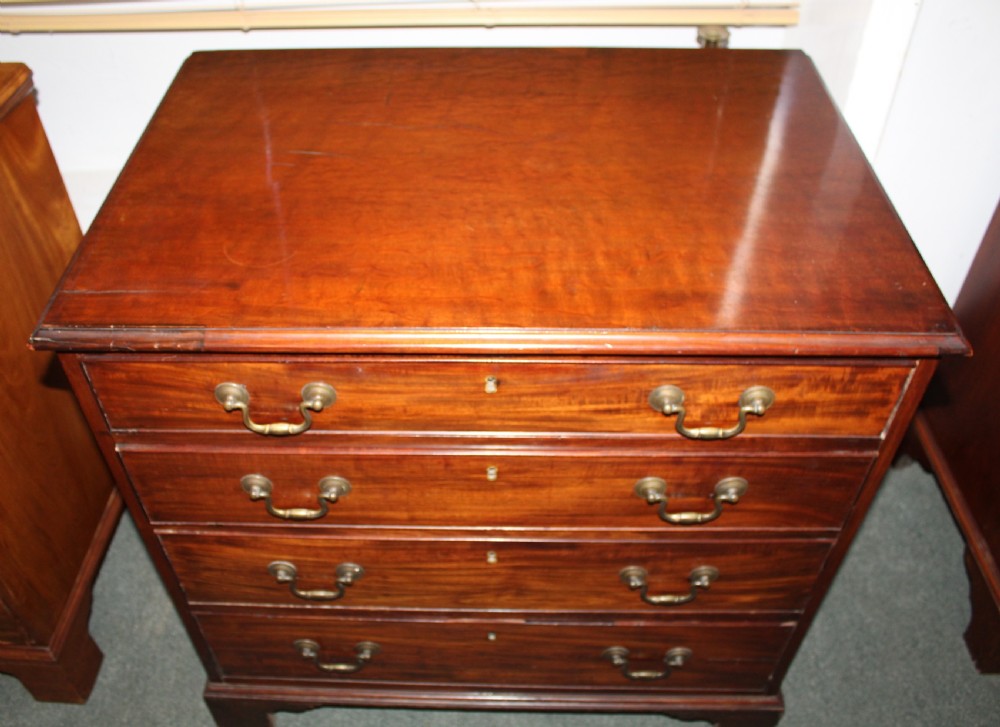 Small George III figured mahogany chest of drawers View III