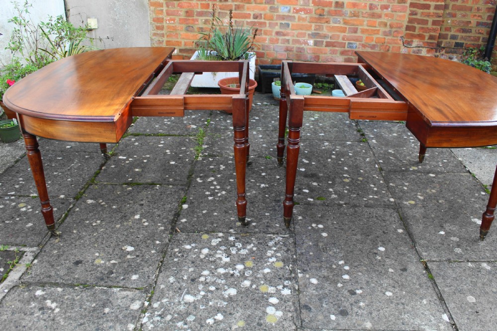 Large early 19th century mahogany dining table View VI