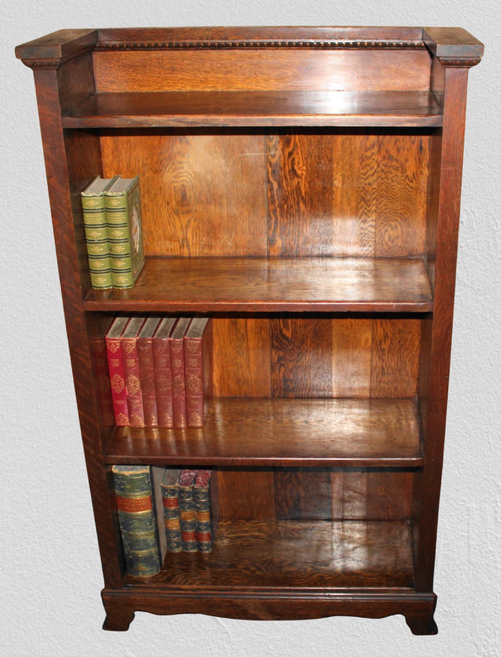 Arts and Crafs oak open bookcase